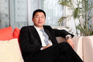 鼎锋资产李霖君:投资失败、女友离开、身无分文,如今管理数十亿资金