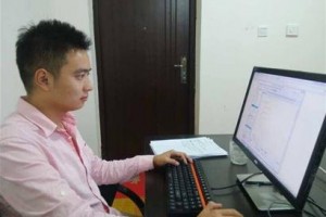 大四男生张学坤提醒:宅在宿舍是无法创业的