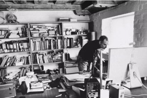 互联网CEO们曾经的办公桌长什么样?